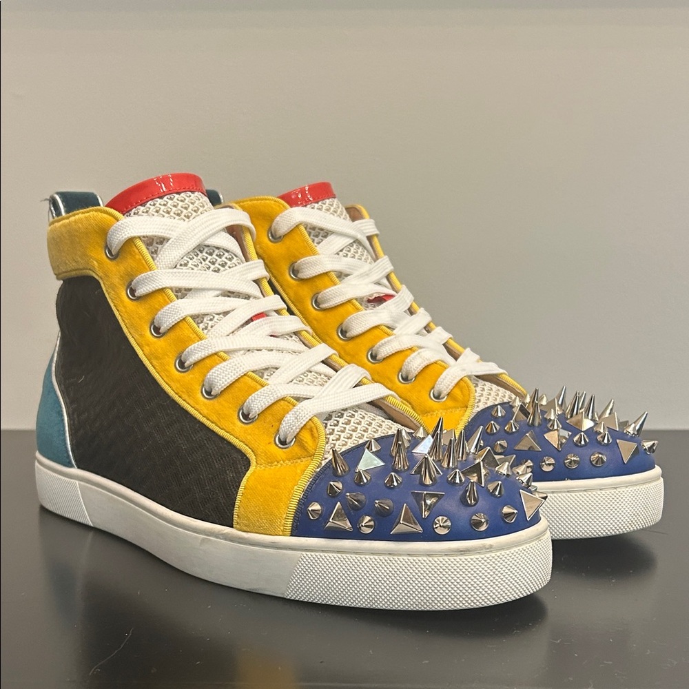 Christian Louboutin ‘Lou Spikes’